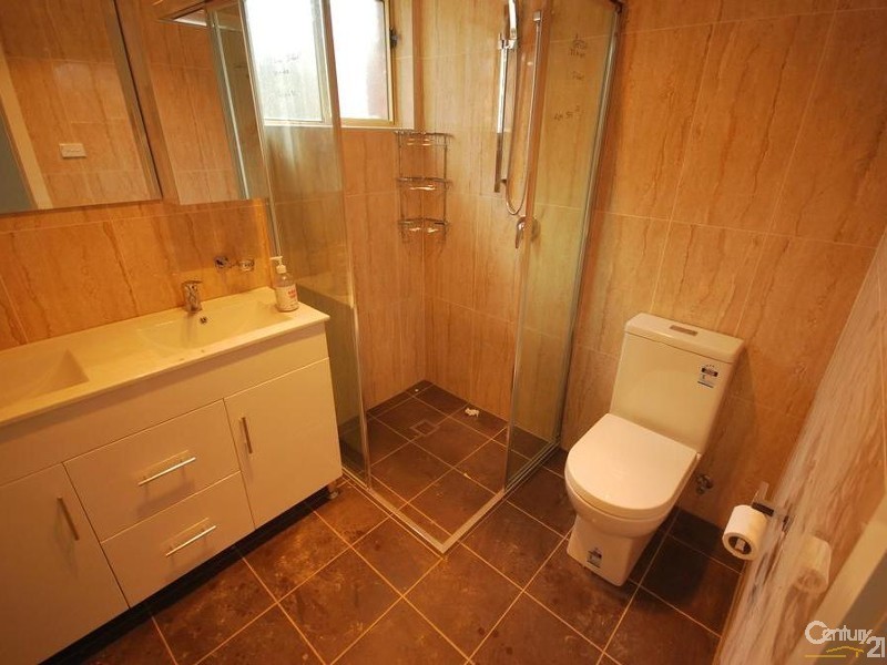 Edensor Park NSW 2176