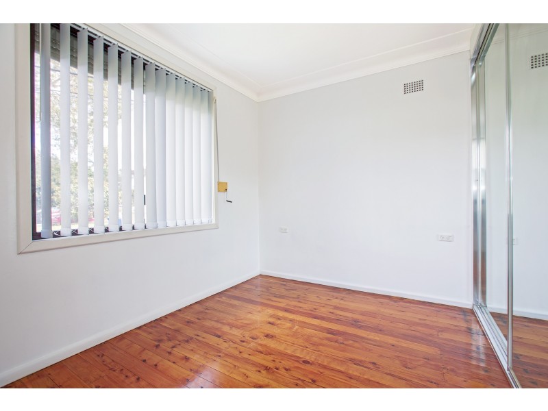 4 Amadio Place, Mount Pritchard NSW 2170