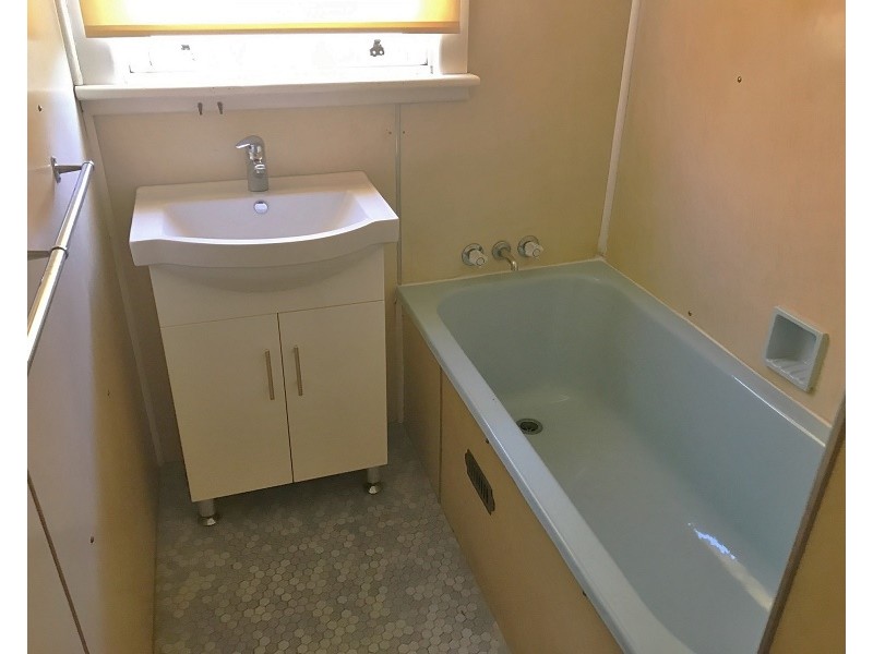 11 Bibbys Place, Bonnyrigg NSW 2177