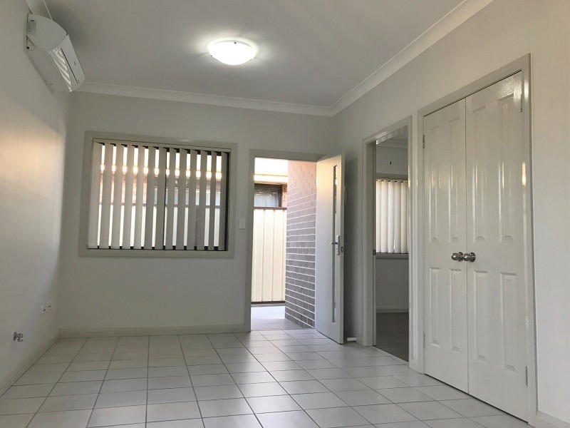 5a Thesiger Road, Bonnyrigg NSW 2177