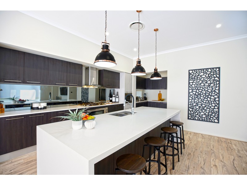 48 Flame Tree Street, Casula NSW 2170