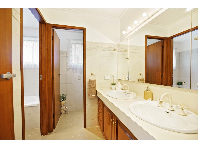 35 South Pacific Avenue, Mount Pritchard NSW 2170