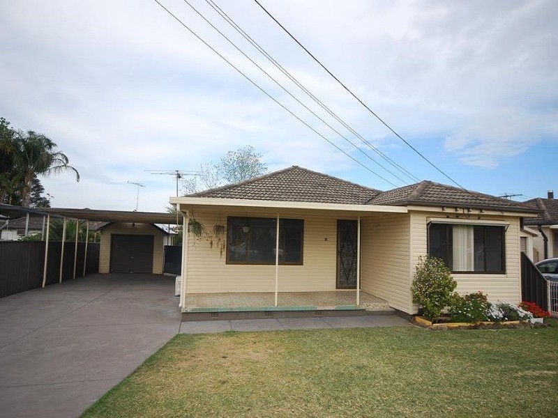 13 Shamrock Street, Smithfield NSW 2164