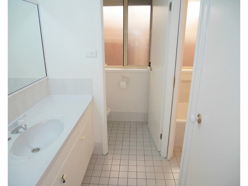 75a Cambridge Street, Canley Heights NSW 2166