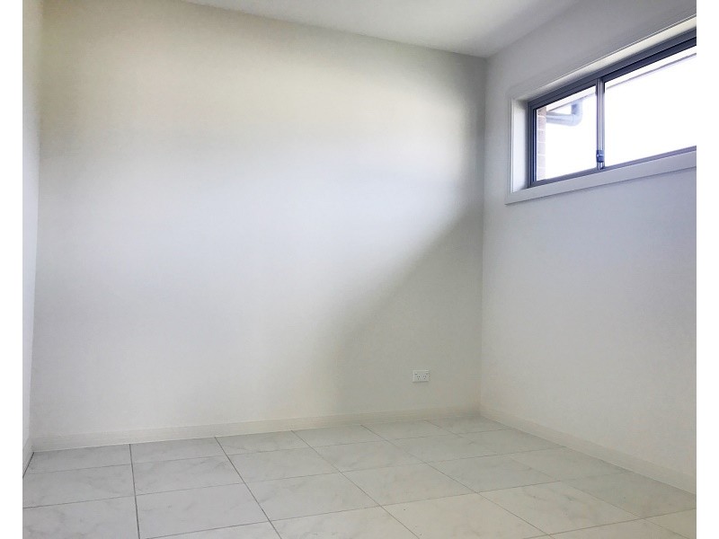 68a Ferngrove Road, Canley Heights NSW 2166