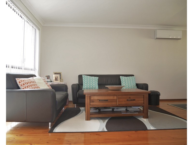 4 Winburndale Road, Wakeley NSW 2176