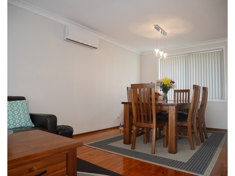 4 Winburndale Road, Wakeley NSW 2176