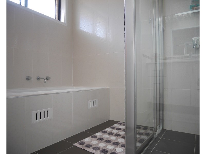 4 Winburndale Road, Wakeley NSW 2176