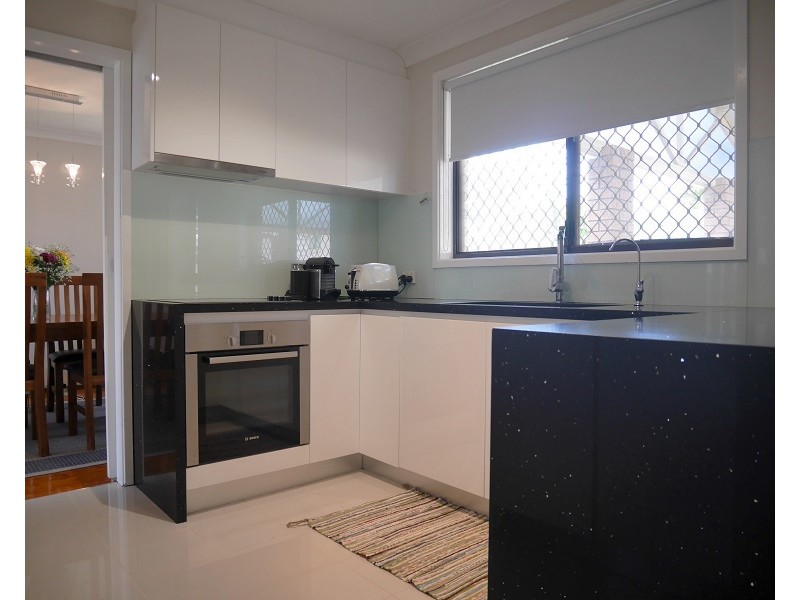 4 Winburndale Road, Wakeley NSW 2176