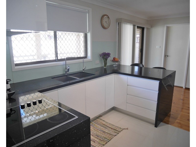 4 Winburndale Road, Wakeley NSW 2176