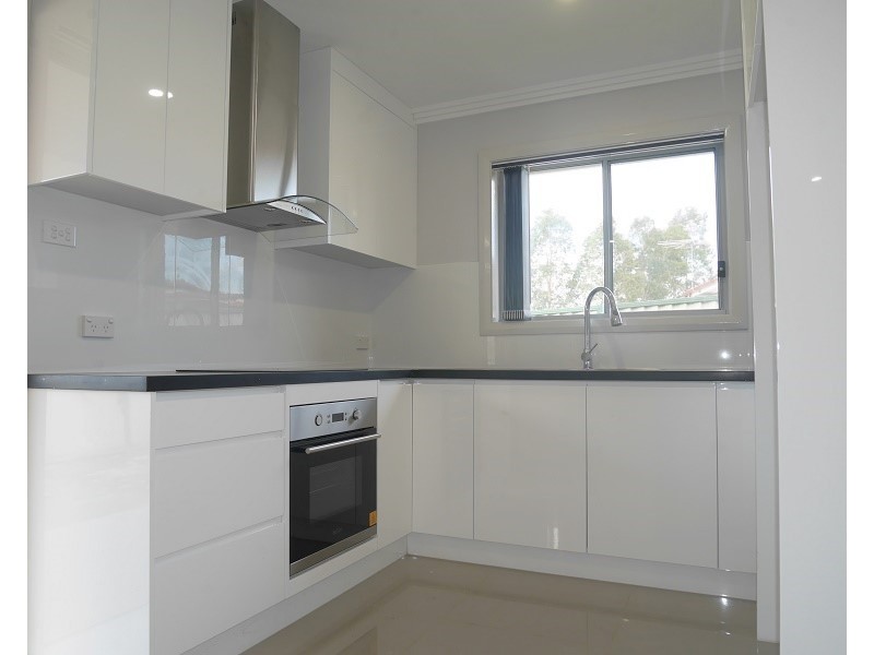8a Wilson Road, Bonnyrigg Heights NSW 2177