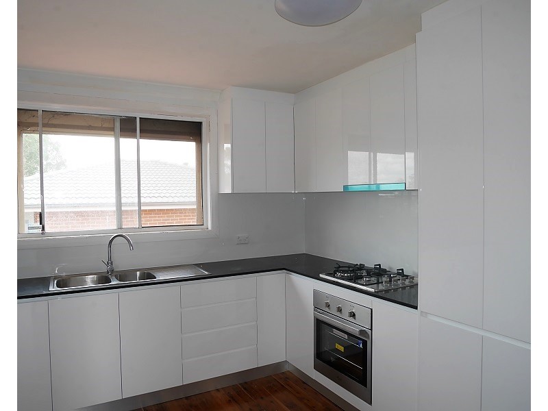 8 Wilson Road, Bonnyrigg Heights NSW 2177