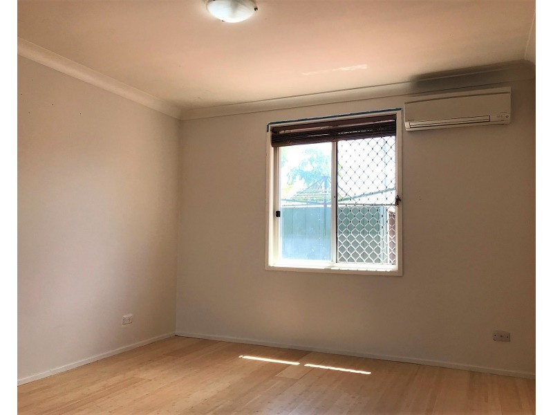 26 Lyrebird Crescent, Green Valley NSW 2168