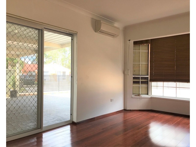 26 Lyrebird Crescent, Green Valley NSW 2168