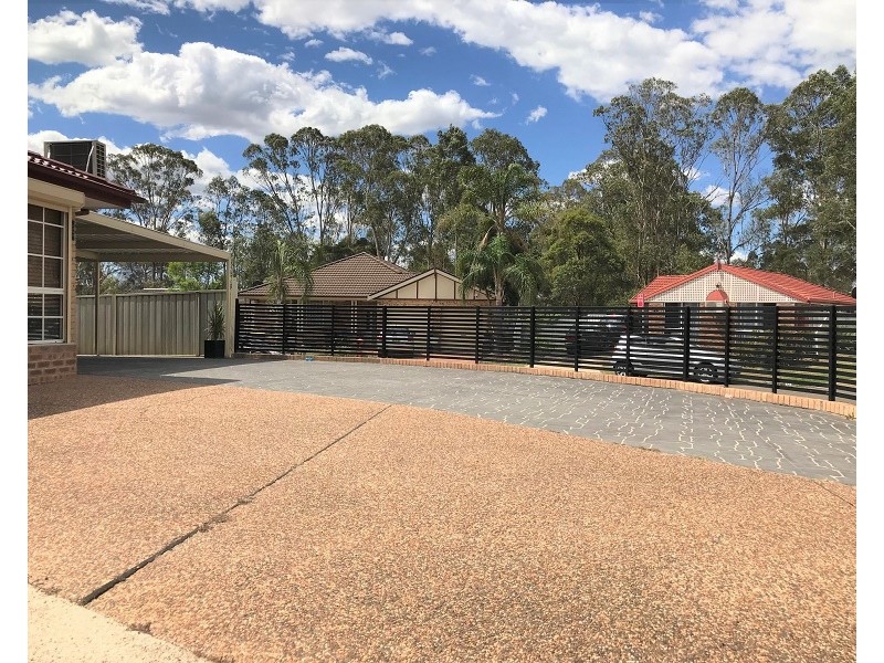 26 Lyrebird Crescent, Green Valley NSW 2168