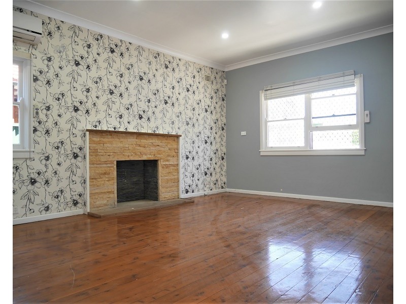 161 The Horsley Drive, Fairfield East NSW 2165