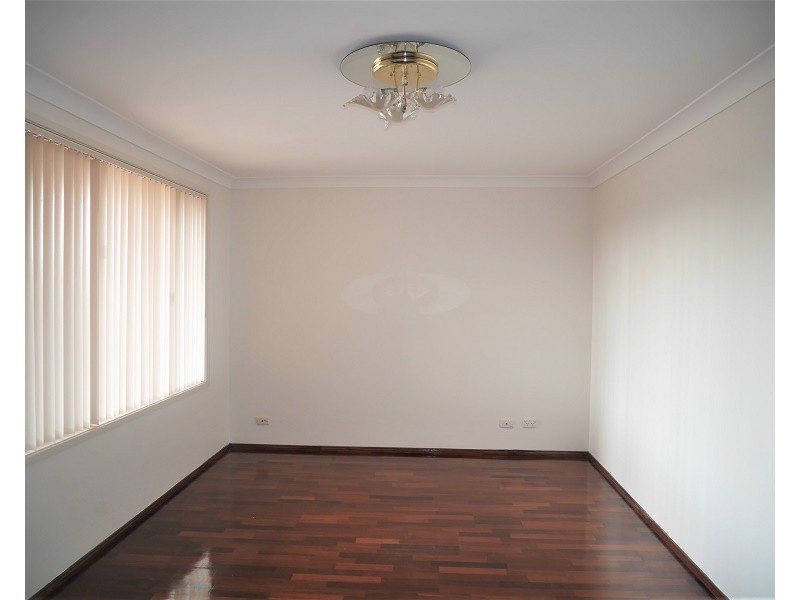 10 Stott Close, Bonnyrigg NSW 2177