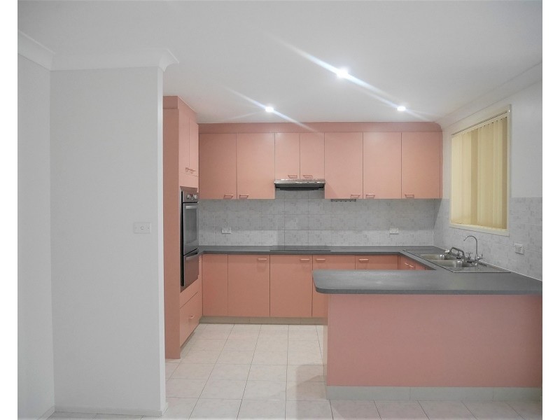 10 Stott Close, Bonnyrigg NSW 2177