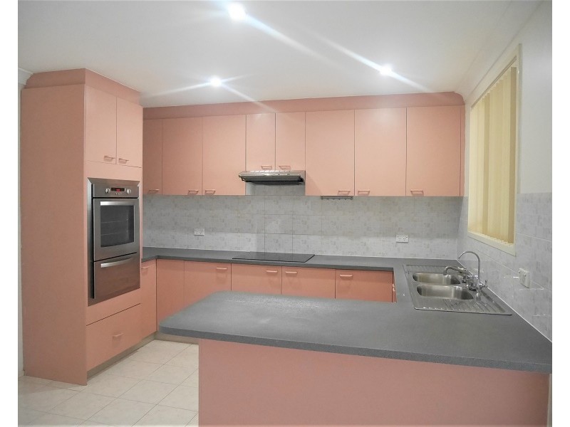 10 Stott Close, Bonnyrigg NSW 2177