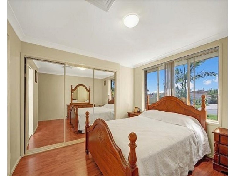 10 Stott Close, Bonnyrigg NSW 2177