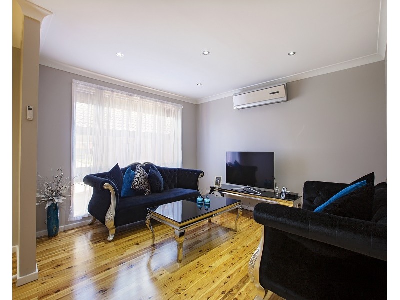 2/4 William Street, Lurnea NSW 2170