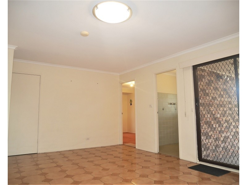 9 Aztec Close, Greenfield Park NSW 2176