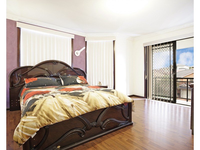 Edensor Park NSW 2176