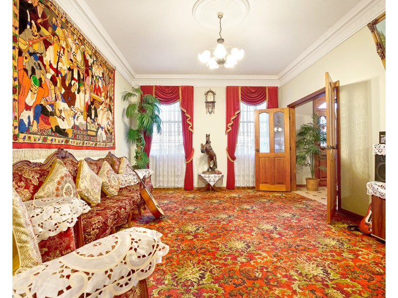 Edensor Park NSW 2176