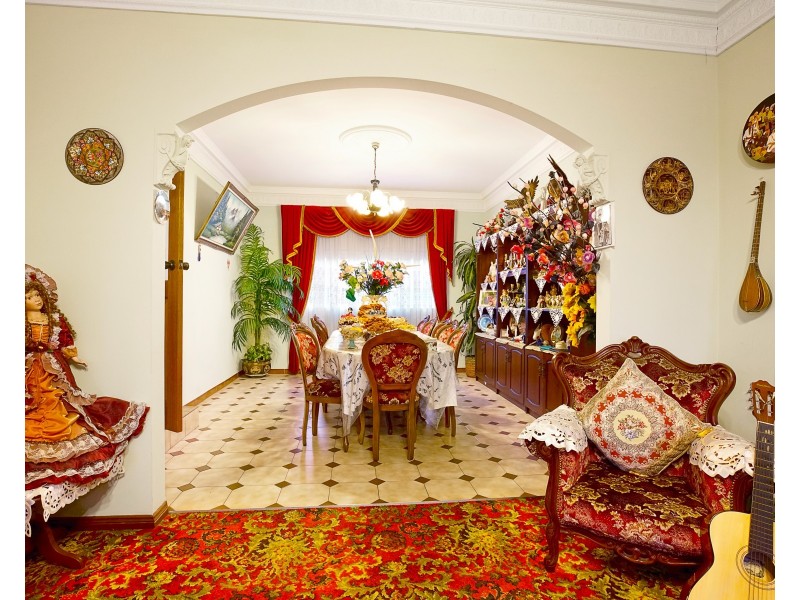 Edensor Park NSW 2176