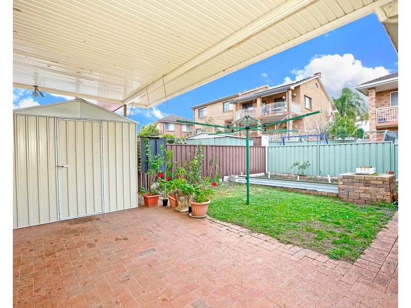 Edensor Park NSW 2176