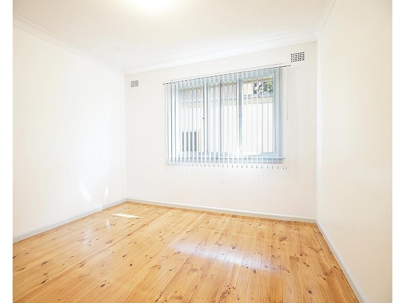 4 Lamont Place, Cartwright NSW 2168