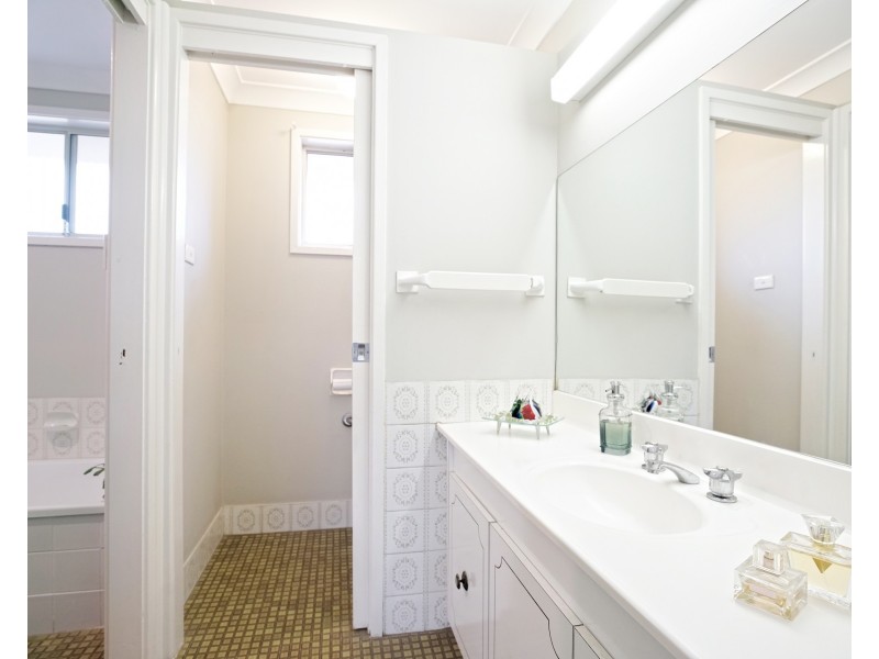 10 Strzelecki Close, Wakeley NSW 2176