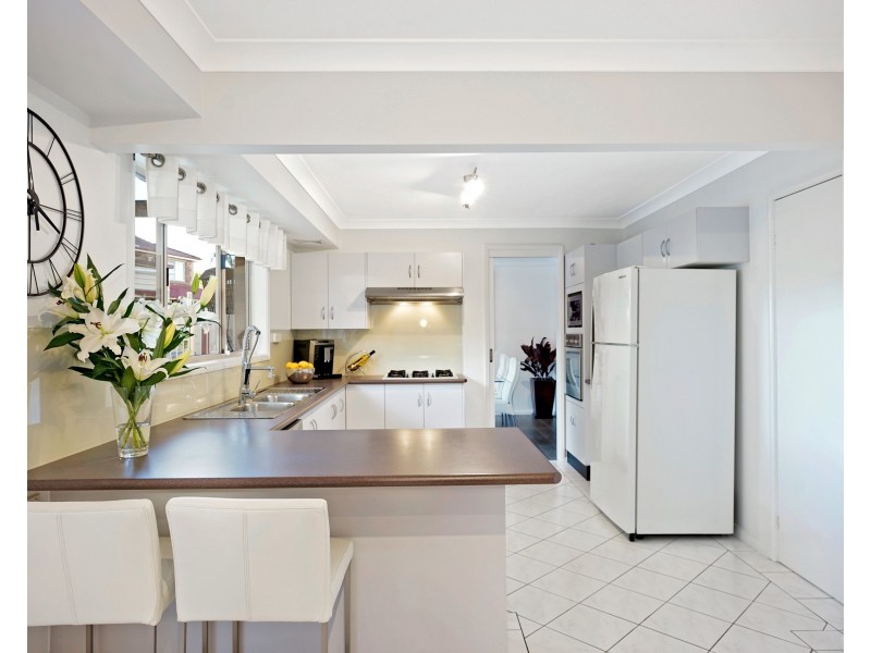 10 Norn Close, Greenfield Park NSW 2176