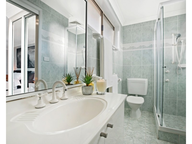 10 Norn Close, Greenfield Park NSW 2176