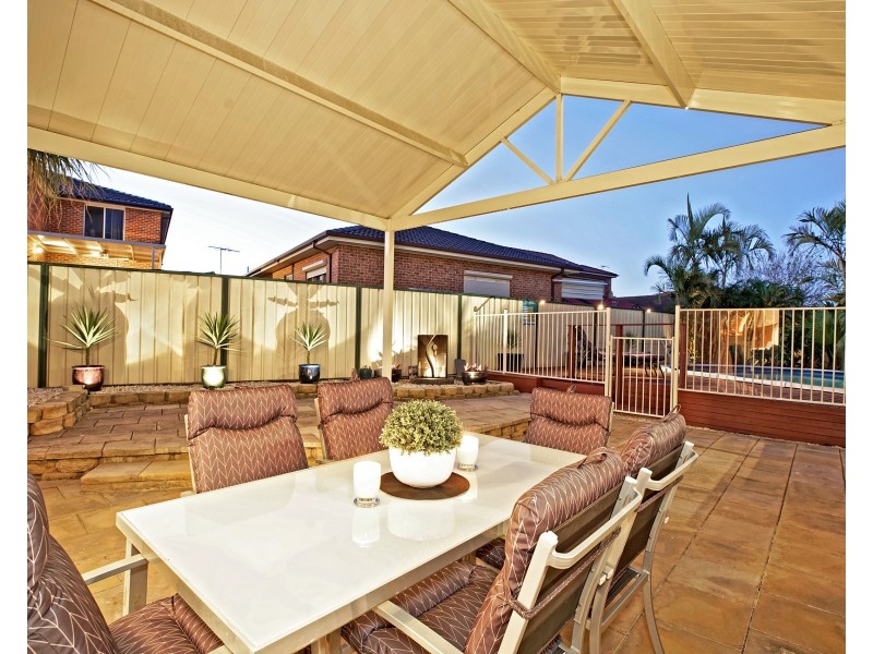 10 Norn Close, Greenfield Park NSW 2176