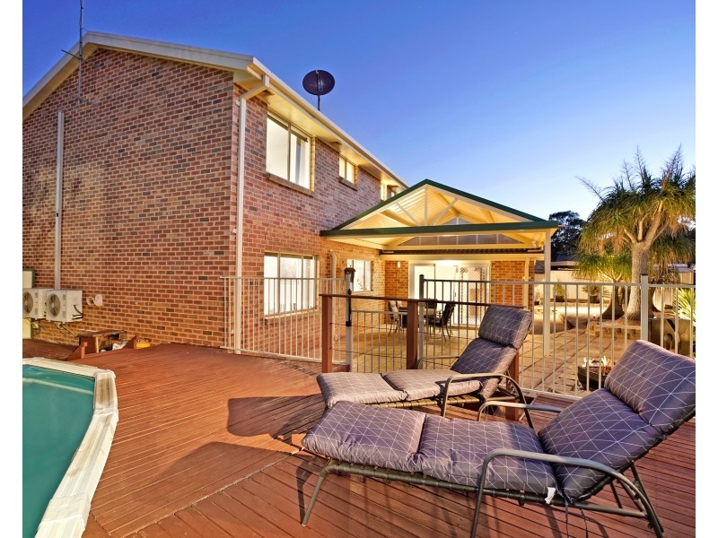 10 Norn Close, Greenfield Park NSW 2176