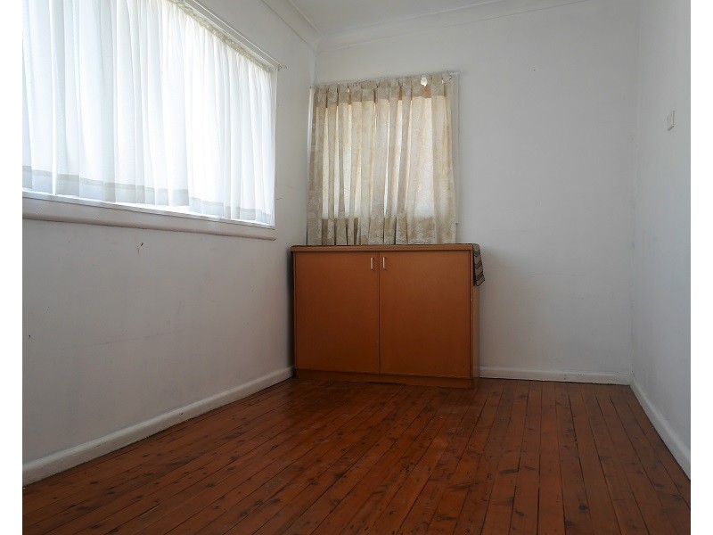 3 Wood Close, Green Valley NSW 2168