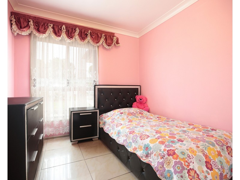 28 Raphael Street, Greenfield Park NSW 2176