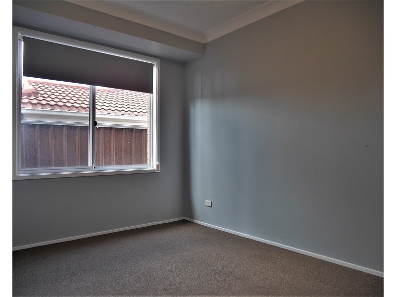 10 Hay Close, St Clair NSW 2759