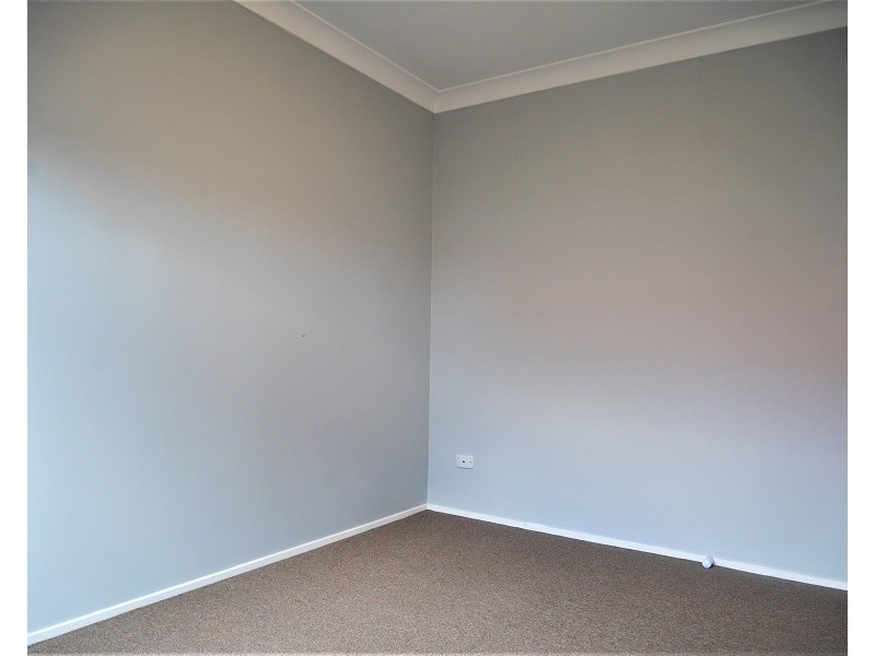 10 Hay Close, St Clair NSW 2759