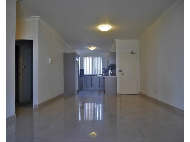 5/10-12 Wingello Street, Guildford NSW 2161