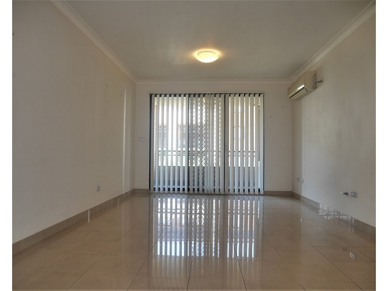 5/10-12 Wingello Street, Guildford NSW 2161