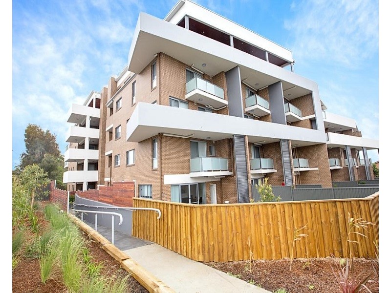 10/2 Kurrajong Road, Casula NSW 2170