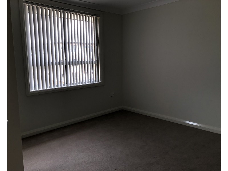 12 Satinwood Crescent, Bonnyrigg NSW 2177