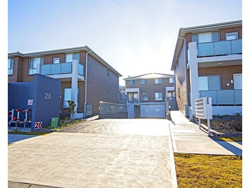 8/20 Old Glenfield Road, Casula NSW 2170