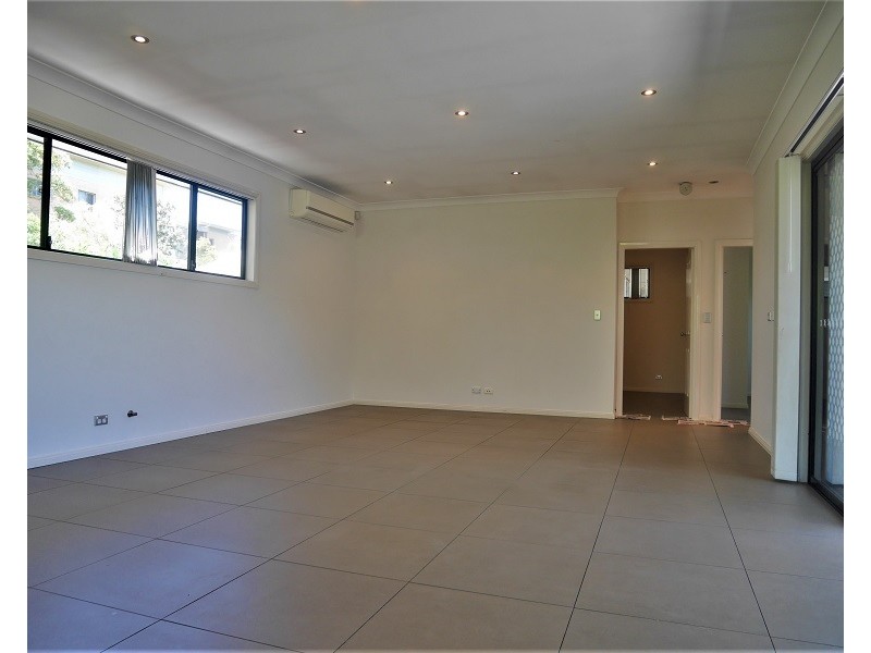 8a Railway Terrace, Granville NSW 2142