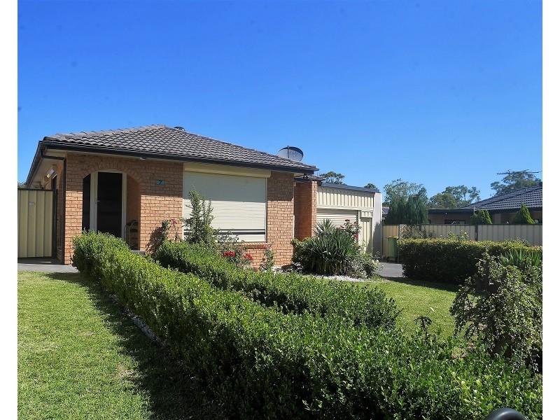 7 O’Dowd Close, Edensor Park NSW 2176