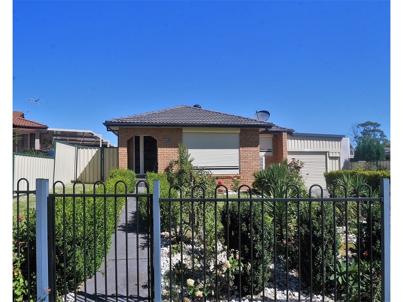 7 O’Dowd Close, Edensor Park NSW 2176