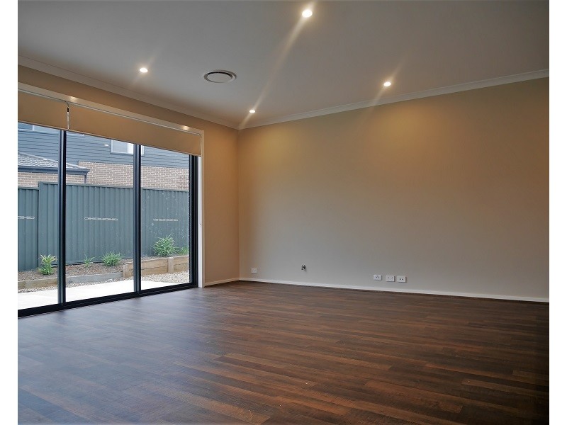 29 Sawsedge Avenue, Denham Court NSW 2565
