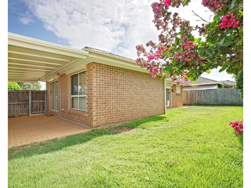 9 Tuross Close, Prestons NSW 2170